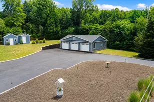 9 Huckleberry Ln, East Setauket, NY 11733 - Photo 6