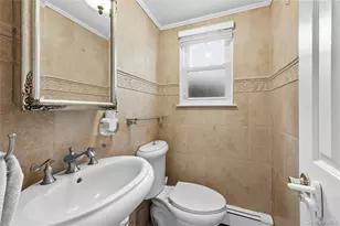 17 Garfield Pl, East Northport, NY 11731 - Photo 14