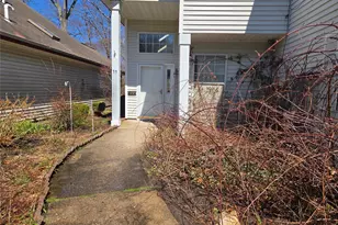 11 Turnberry Ct, Middle Island, NY 11953 - Photo 2