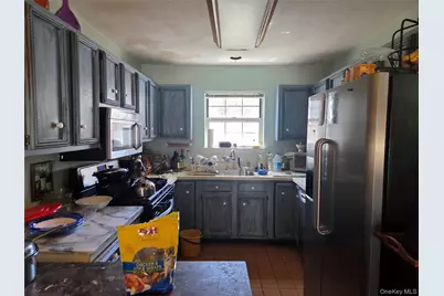 11 Turnberry Court, Middle Island, NY 11953 - Photo 6