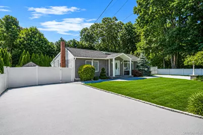 106 Craft Road, Centereach, NY 11720 - Photo 2