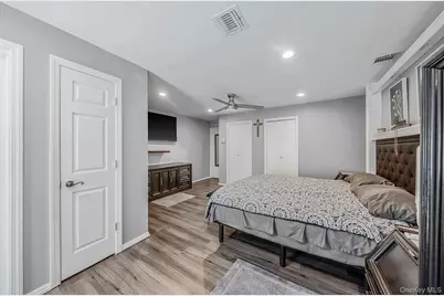 106 Craft Road, Centereach, NY 11720 - Photo 16