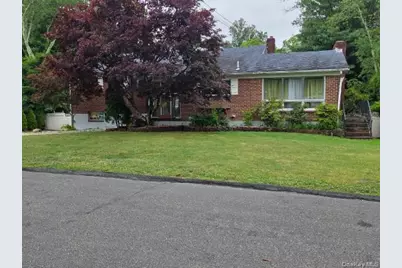 35 W Allison, Pearl River, NY 10965 - Photo 1