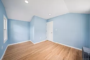 532 Washington Ave, West Hempstead, NY 11552 - Photo 18