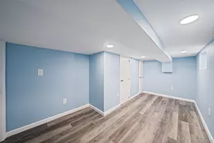 532 Washington Ave, West Hempstead, NY 11552 - Photo 22
