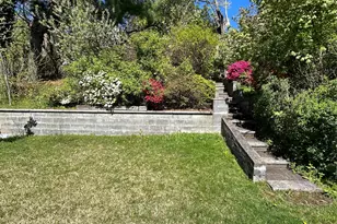 207 Morsemere Ave, Yonkers, NY 10703 - Photo 22