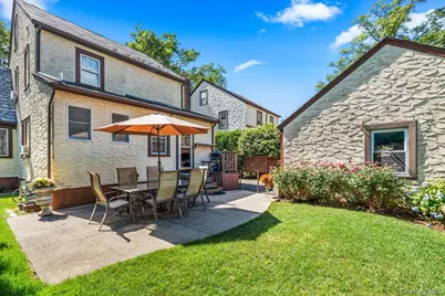 25 Archer Road, West Hempstead, NY 11552 - Photo 26