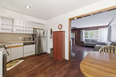 6741 197th Street, Fresh Meadows, NY 11365 - Photo 8
