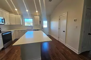 87 Community Rd, Bay Shore, NY 11706 - Photo 6