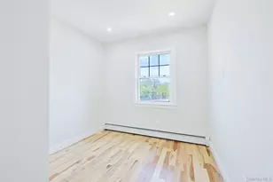 58-13 69th Pl, Maspeth, NY 11378 - Photo 30