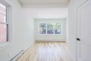 58-13 69th Pl, Maspeth, NY 11378 - Photo 10