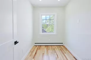 58-13 69th Pl, Maspeth, NY 11378 - Photo 32