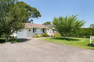 23 Staller Blvd, Hampton Bays, NY 11946 - Photo 30