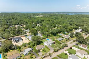 23 Staller Blvd, Hampton Bays, NY 11946 - Photo 24