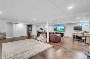 239 S 2nd St, Lindenhurst, NY 11757 - Photo 20