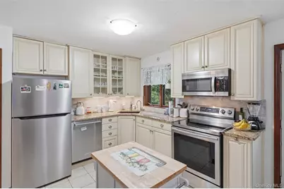 9 Roxanne Boulevard, Highland, NY 12528 - Photo 12