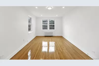 1 Ash Place #2K, Great Neck, NY 11021 - Photo 6