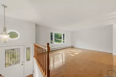 74 Peach Road, Poughkeepsie, NY 12601 - Photo 6