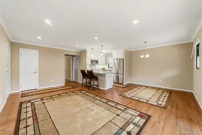 27 Walden Court #J, Yorktown Heights, NY 10598 - Photo 6