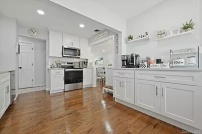 672 Anderson Avenue, Franklin Square, NY 11010 - Photo 2