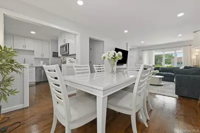 672 Anderson Avenue, Franklin Square, NY 11010 - Photo 10
