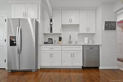 672 Anderson Avenue, Franklin Square, NY 11010 - Photo 12