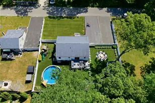 202 Whittier Dr, Mastic Beach, NY 11951 - Photo 34