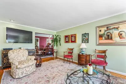 3247 Skillman Avenue, Oceanside, NY 11572 - Photo 8