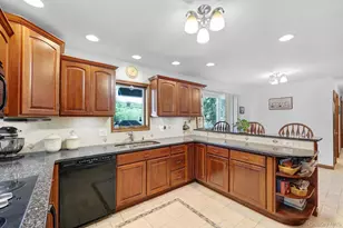 34 Stapleton Ct, Middletown, NY 10940 - Photo 12