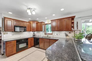 34 Stapleton Ct, Middletown, NY 10940 - Photo 8