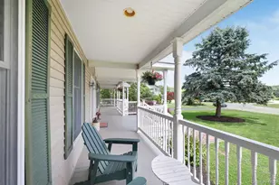 34 Stapleton Ct, Middletown, NY 10940 - Photo 4