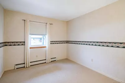 220 Terry Boulevard, Holbrook, NY 11741 - Photo 20