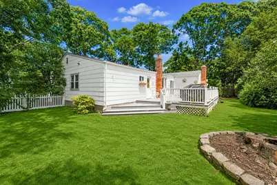 220 Terry Boulevard, Holbrook, NY 11741 - Photo 26