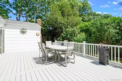 220 Terry Boulevard, Holbrook, NY 11741 - Photo 28