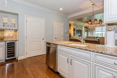 1105 Roosevelt Way, Westbury, NY 11590 - Photo 10