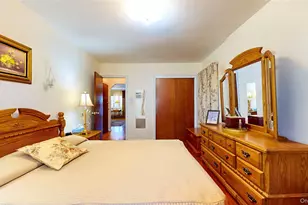 62-24 78th St, Middle Village, NY 11379 - Photo 20
