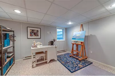 8 Woodvale Drive, Syosset, NY 11791 - Photo 18