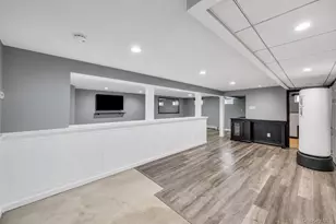 19 Joan Rd, Bay Shore, NY 11706 - Photo 38