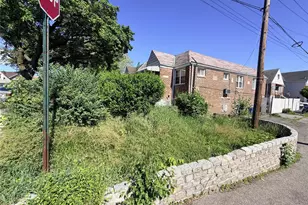 3140 Waterbury Ave, Bronx, NY 10465 - Photo 4