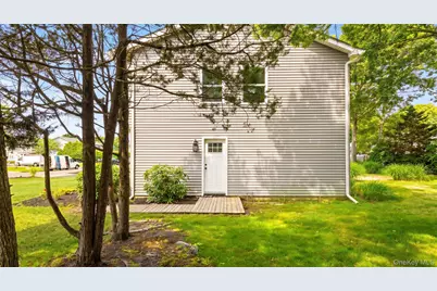 7 Sinnickson Road, Center Moriches, NY 11934 - Photo 30