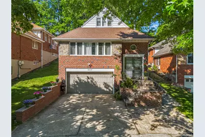 69-07 Little Neck Parkway, Little Neck, NY 11363 - Photo 4