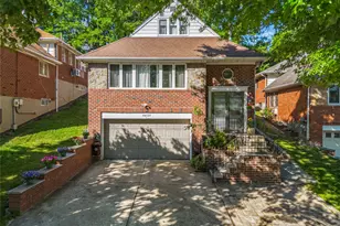 69-07 Little Neck Pkwy, Little Neck, NY 11363 - Photo 4
