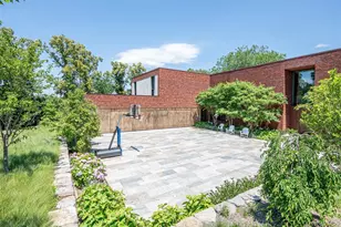 30 Pheasant Run, Great Neck, NY 11024 - Photo 4