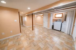 937 N 7th St, New Hyde Park, NY 11040 - Photo 18
