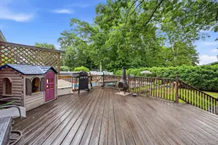 23 Flicker Dr, Middle Island, NY 11953 - Photo 22