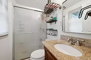 23 Flicker Dr, Middle Island, NY 11953 - Photo 16