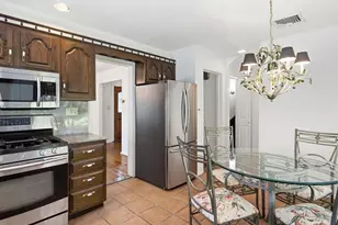100 Bayberry Ave, Garden City, NY 11530 - Photo 14