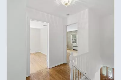 100 Bayberry Avenue, Garden City, NY 11530 - Photo 20