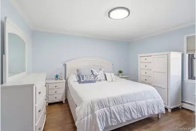 107 15th Street #E2, Garden City, NY 11530 - Photo 10