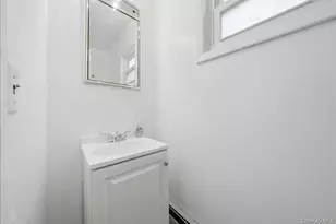 37 Park Ave, Yonkers, NY 10703 - Photo 28